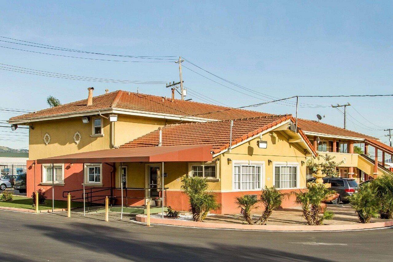 Rodeway Inn & Suites Near The Coliseum & Arena Oakland Exterior foto