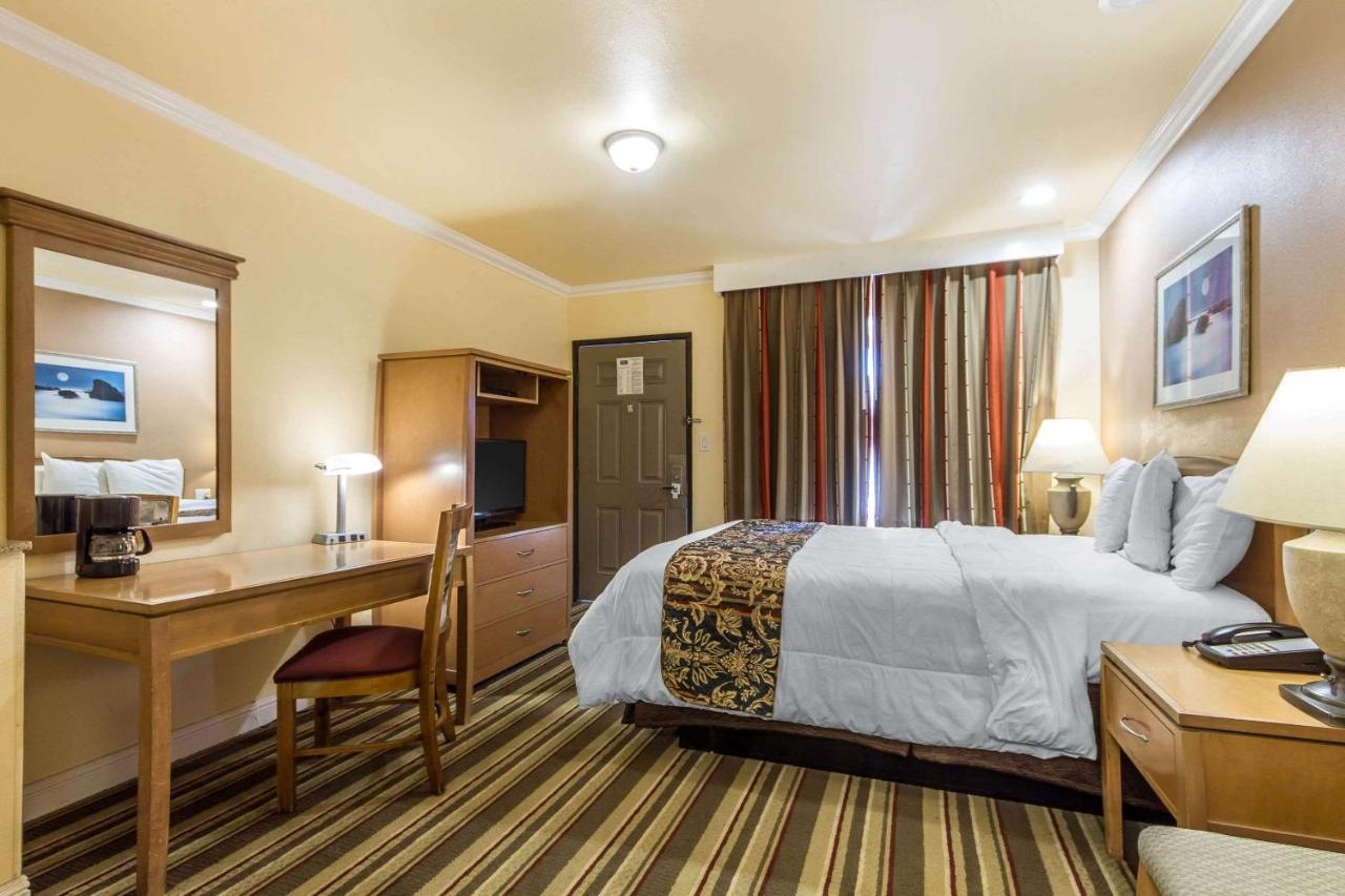 Rodeway Inn & Suites Near The Coliseum & Arena Oakland Exterior foto